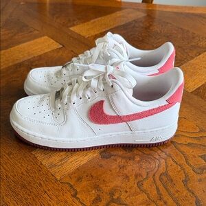 Nike Women’s White Sneakers with Pink Swoosh